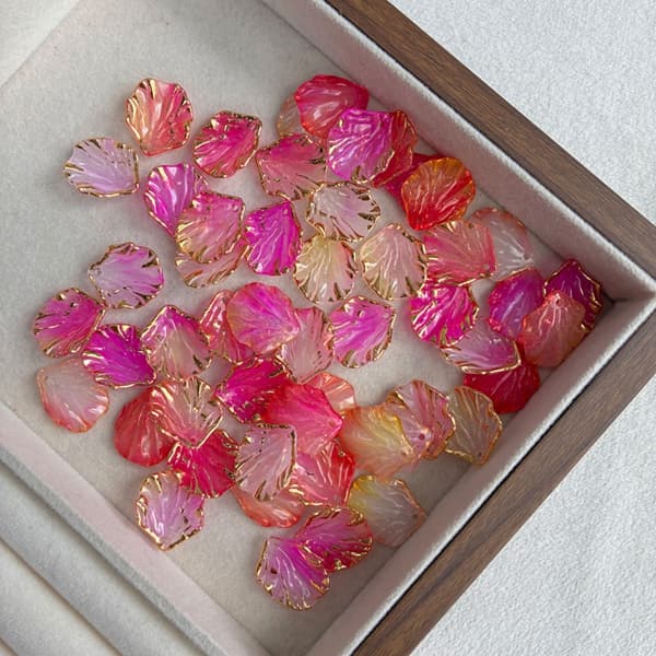 Cuentas acrílicas con acabado dorado para joyería DIY
