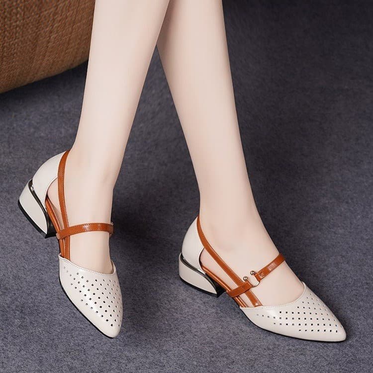 Sandalias de punta cerrada para verano