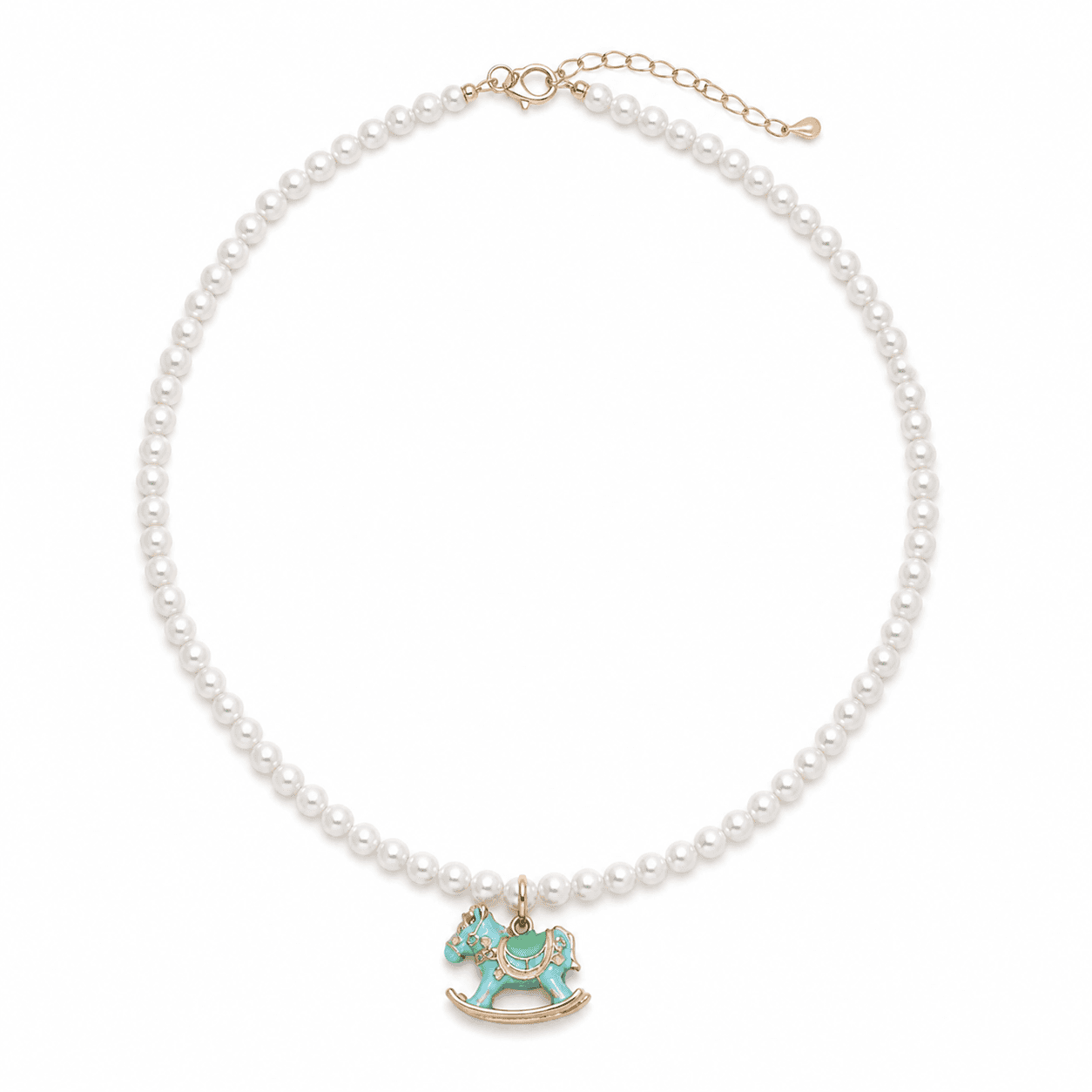 Collar de perlas con colgante de caballo mecedor
