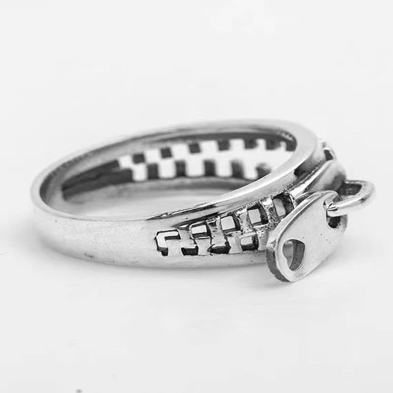 Anillo vintage con cierre ajustable estilo punk