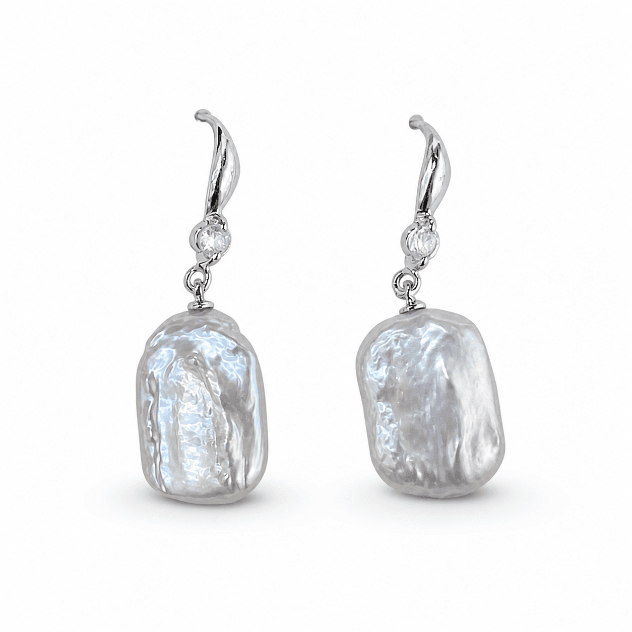 Aretes barrocos cuadrados con gancho elegante