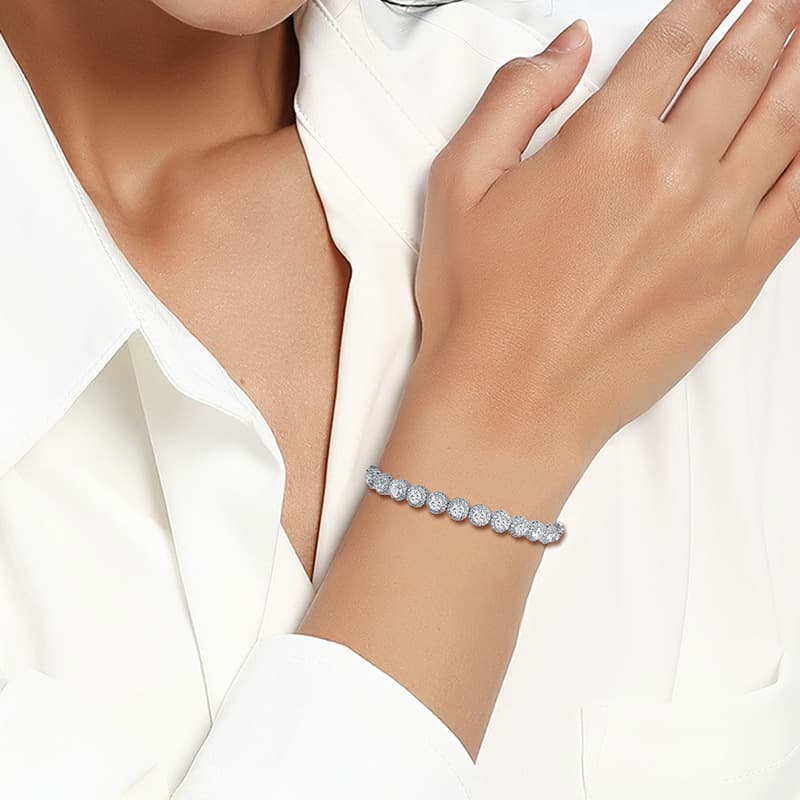 Pulsera de moda con circones redondos