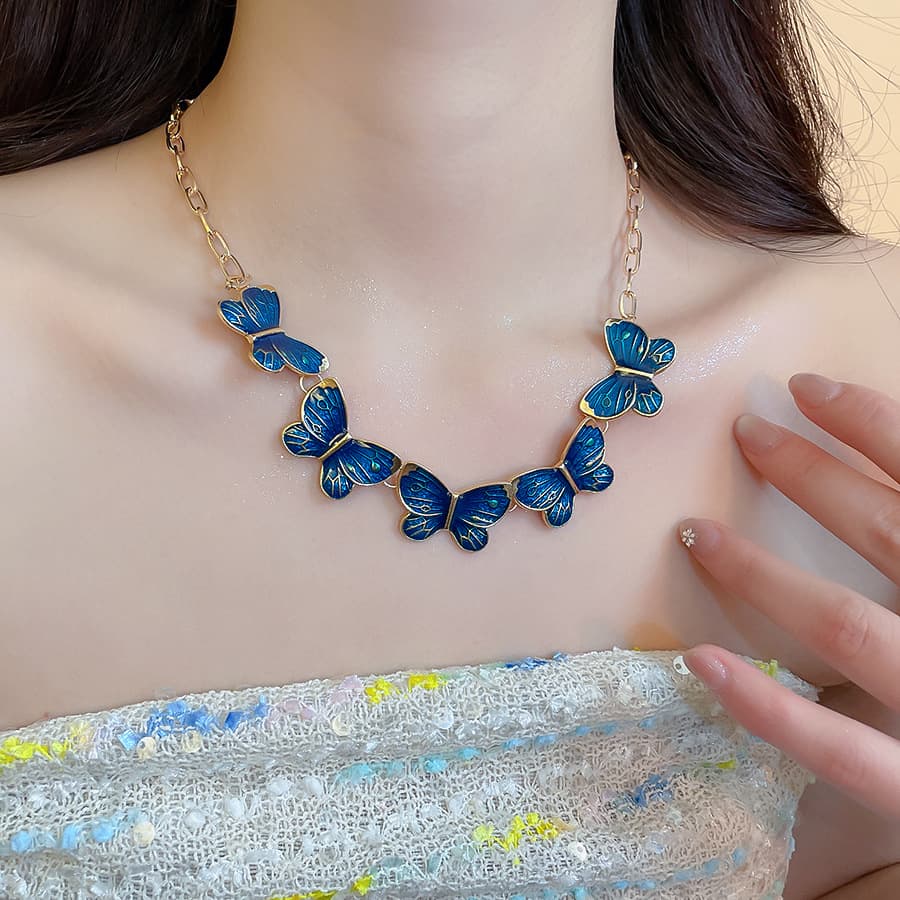 Collar mariposa azul estilo francés de lujo