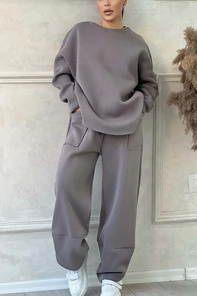Conjunto de sudadera y pantalón en terciopelo cálido