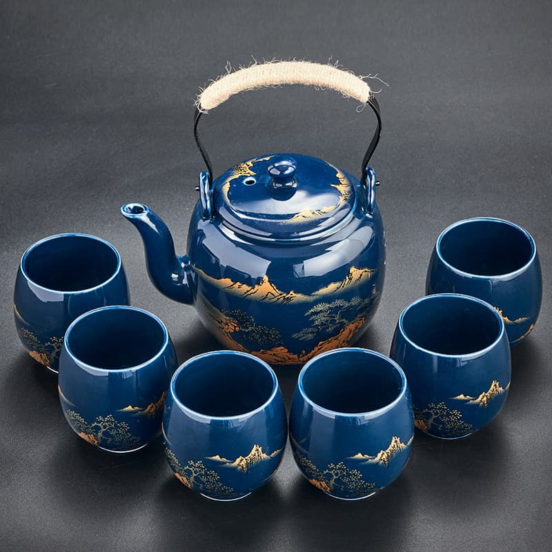 Juego de té de cerámica con tetera y tazas