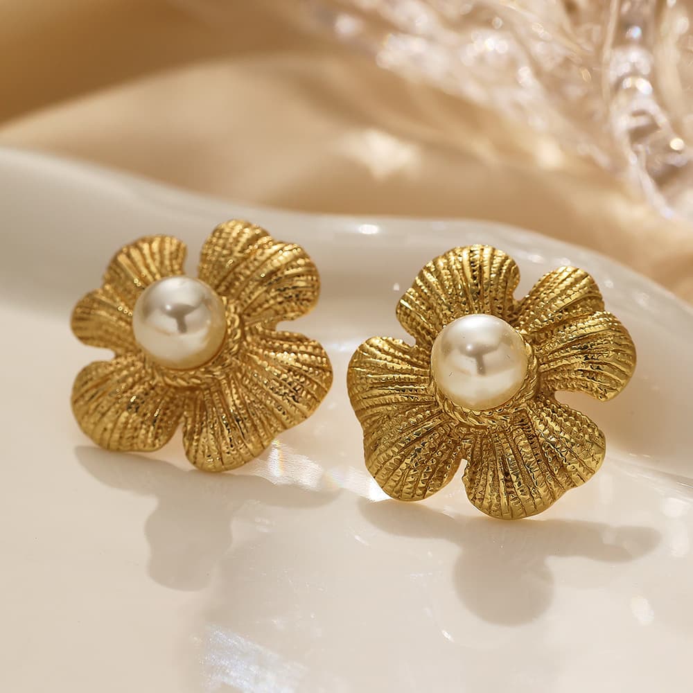 Aretes de acero de titanio chapados en oro 18K