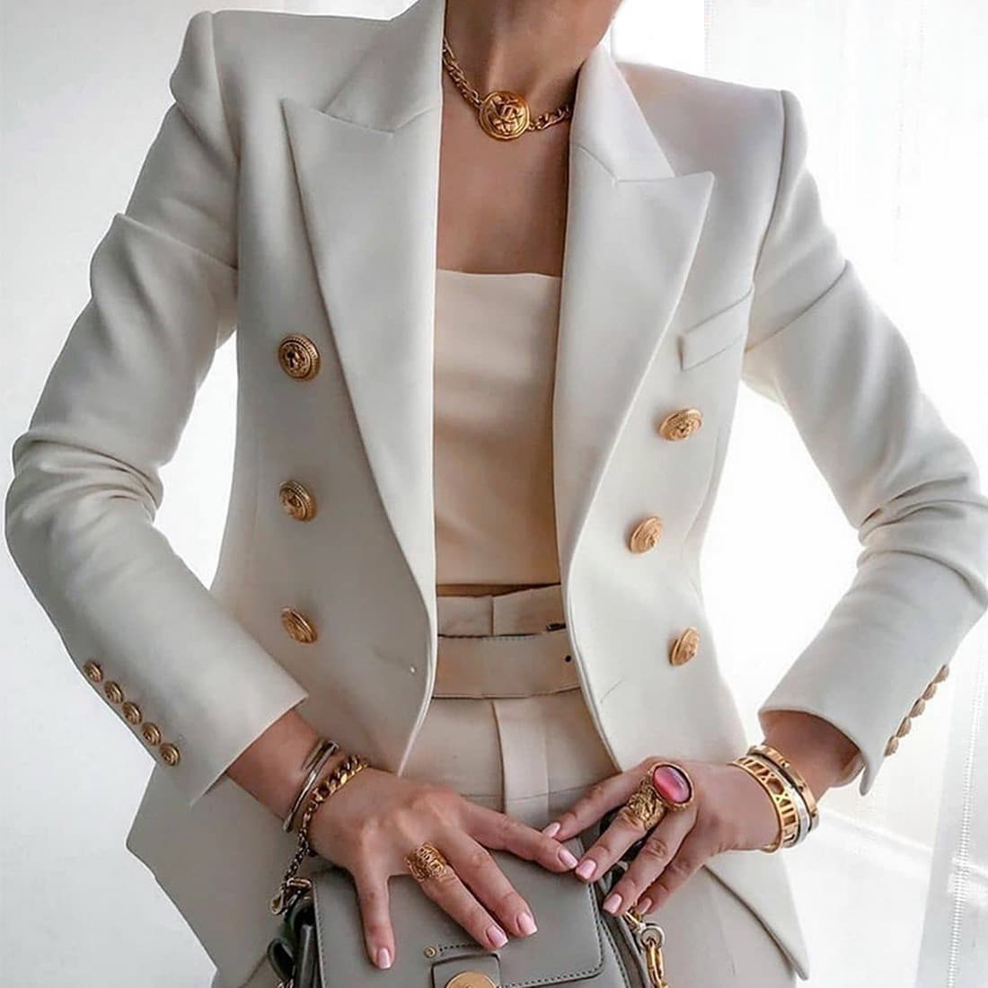 Chaqueta corta casual para mujer