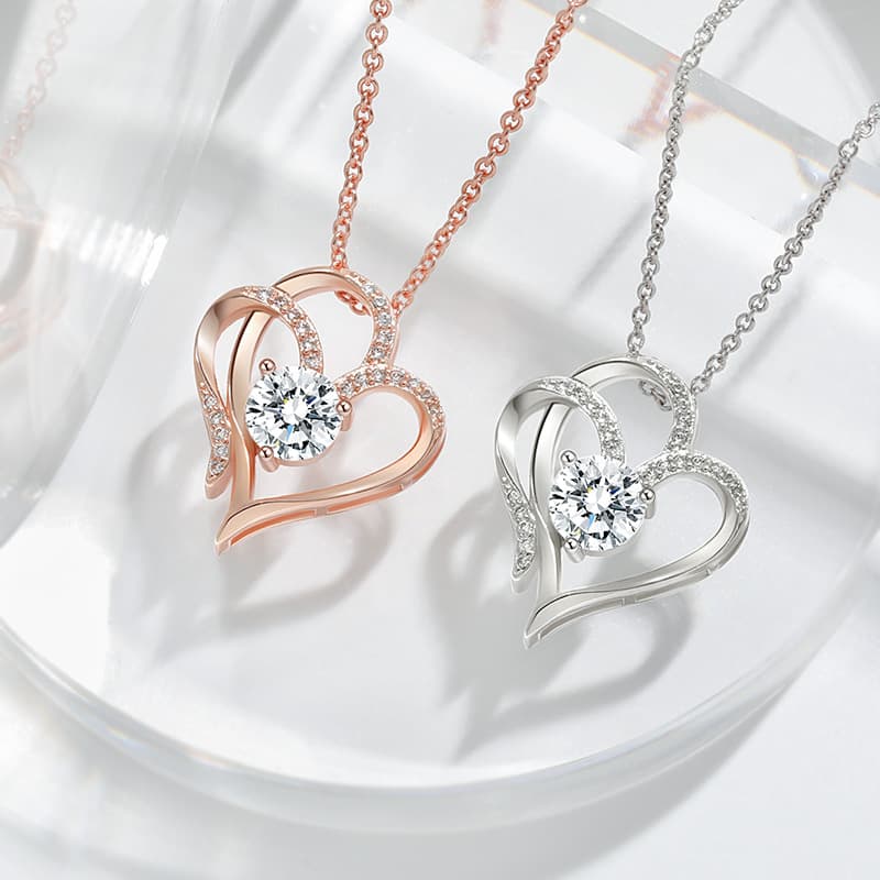 Collar doble corazón con circonia y estrás