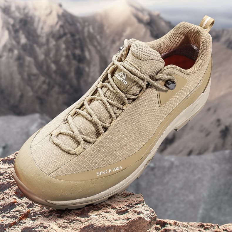 Zapatos de montaña corte bajo para senderismo