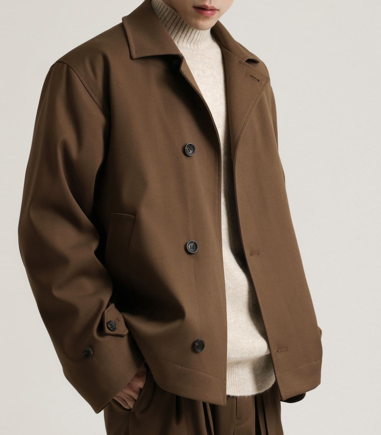 Abrigo de twill con cuello solapa para hombre