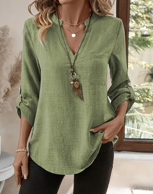 Camiseta holgada de cuello V en color sólido para plus size