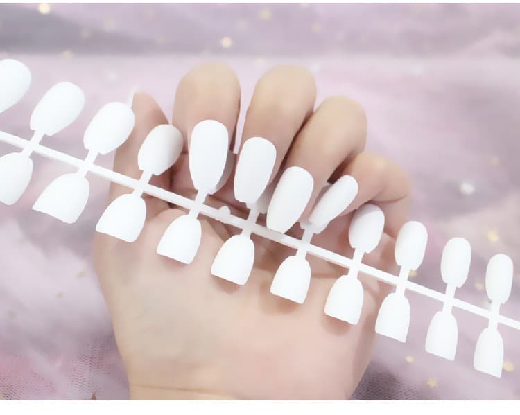 Uñas postizas acabado mate en forma de ataúd, juego de 24 piezas
