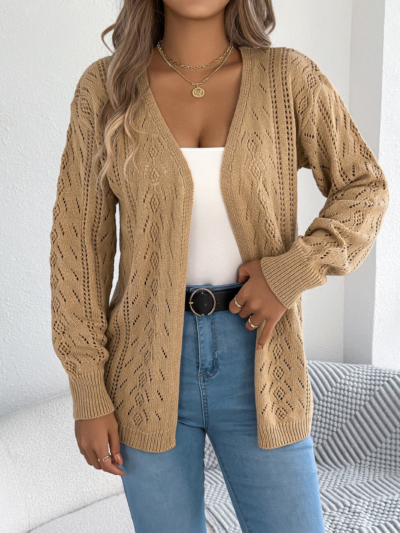 Cardigan de mujer con manga linterna y detalle calado