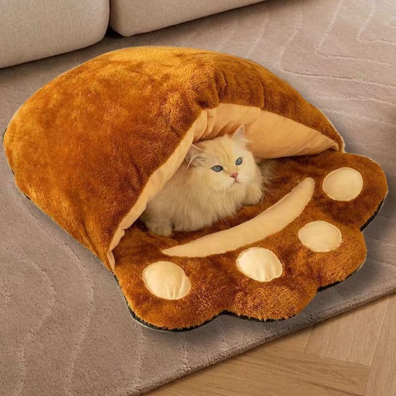 Cama gato forma pata oso invierno cálido