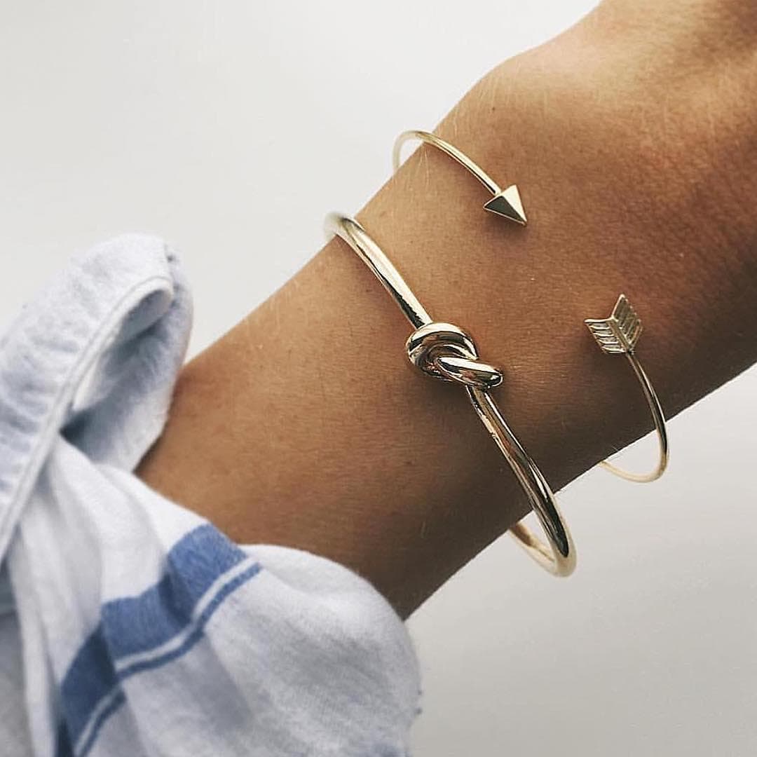 Pulsera vintage con nudos y acabado flecha