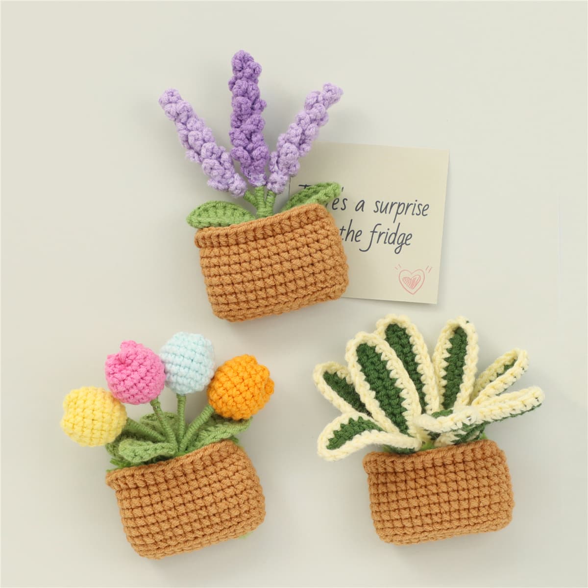 Juego de 3 macetas de crochet hechas a mano con plantas de hilo