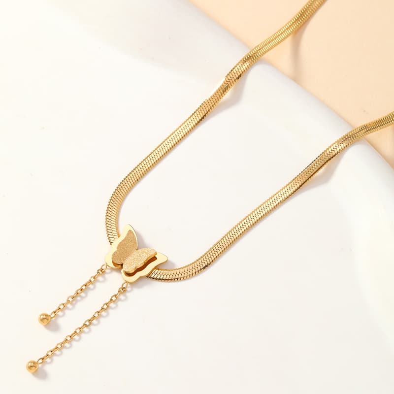 Collar de acero titanio con doble mariposa