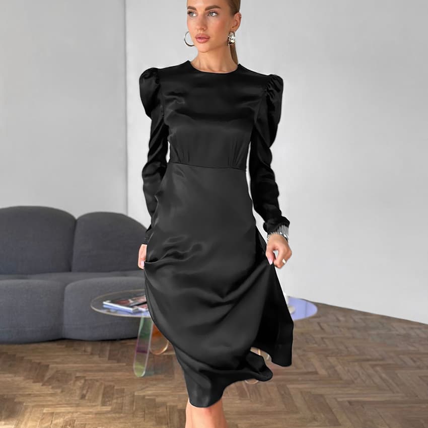 Vestido de satén con mangas globo y falda A