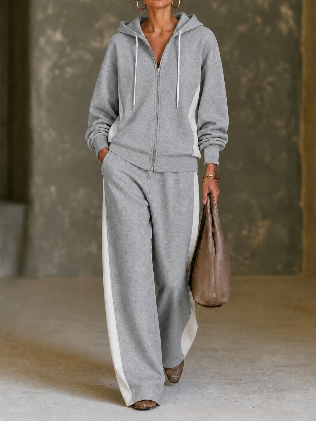 Conjunto deportivo con sudadera de bloques de color y pantalones