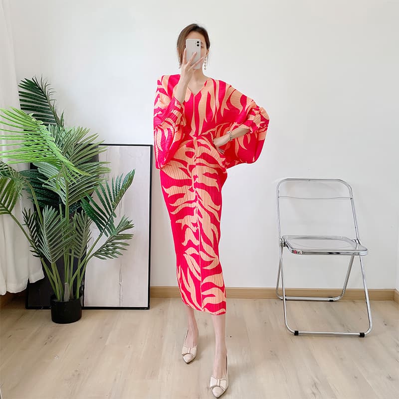 Vestido largo plisado con escote en V, suelto y cómodo
