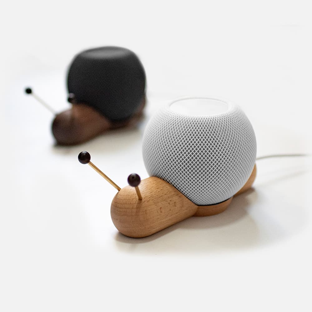 Soporte de madera para altavoz inteligente