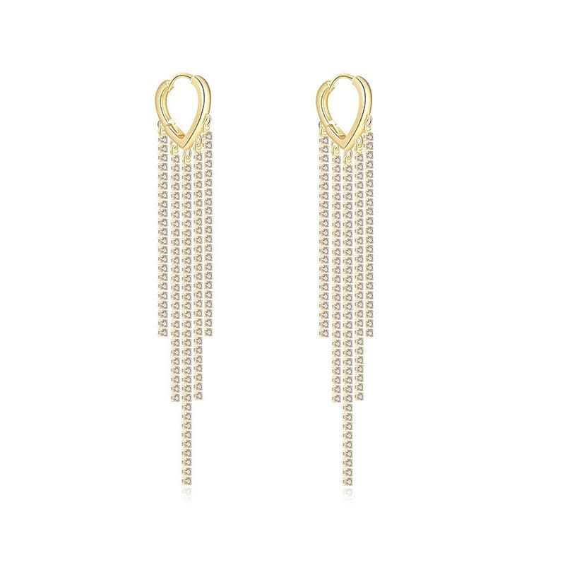 Aretes largos con flecos y diamantes