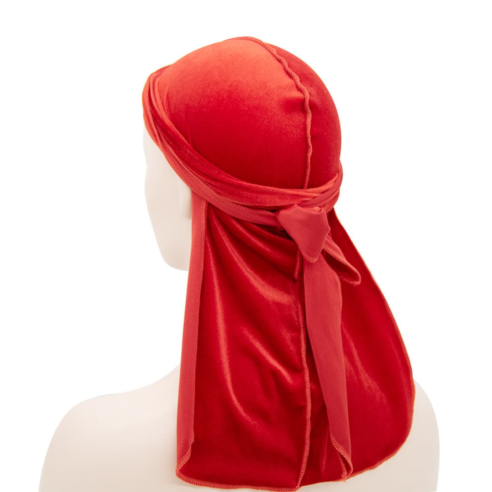 Sombrero de pirata de terciopelo