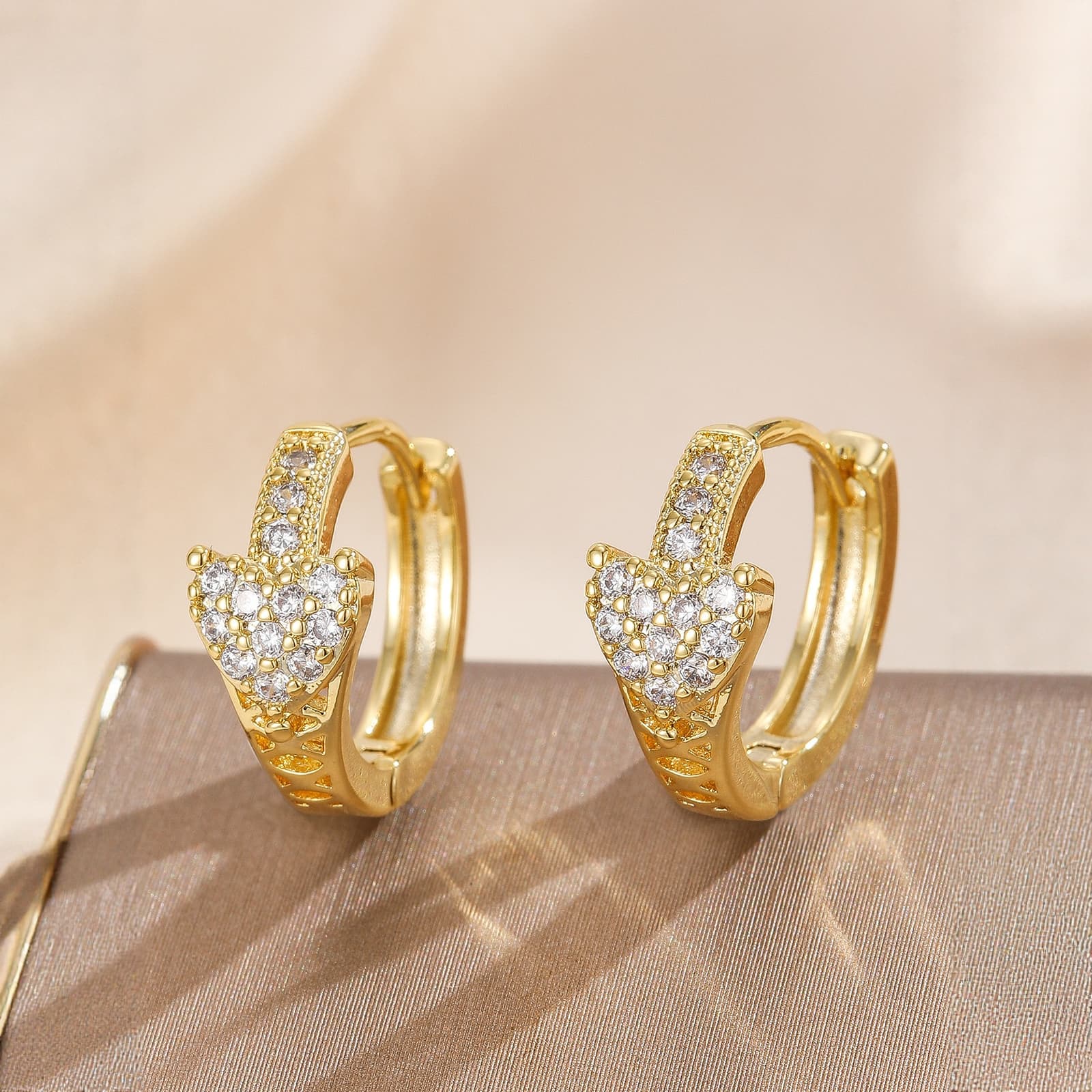 Aretes de cobre chapado dorados y plateados para mujer