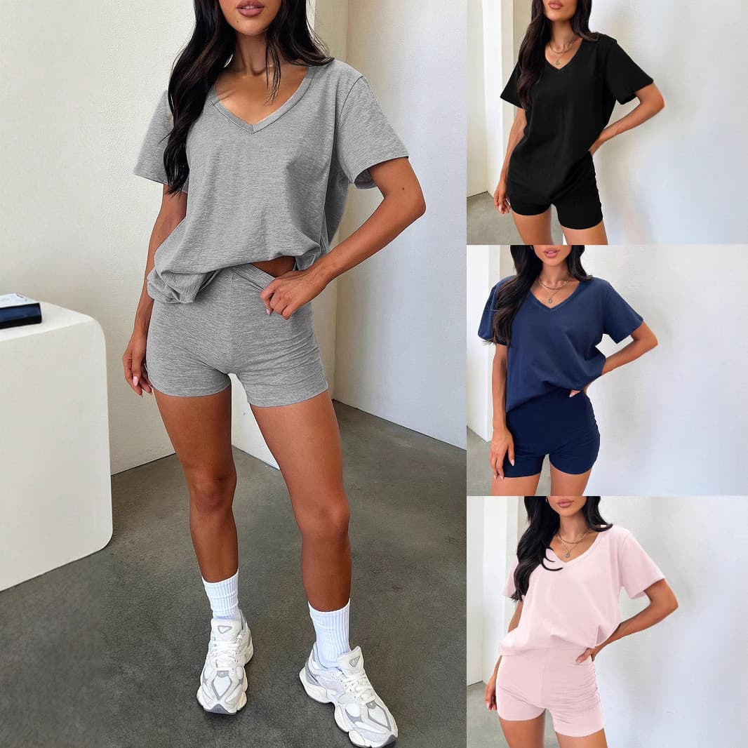 Traje casual escote V color liso con shorts