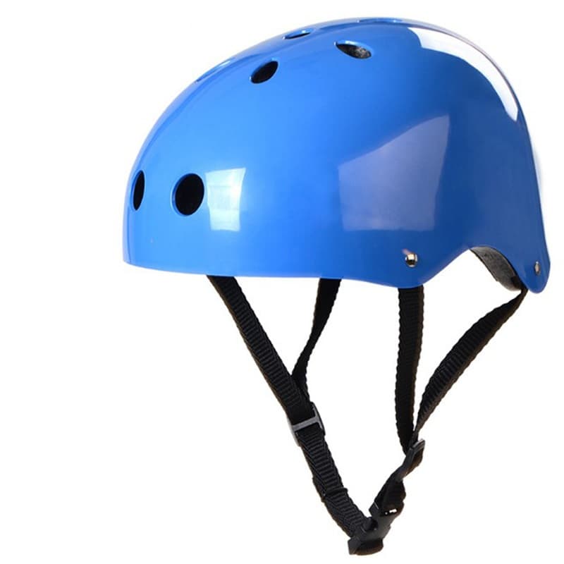 Casco de seguridad para deportes acuáticos