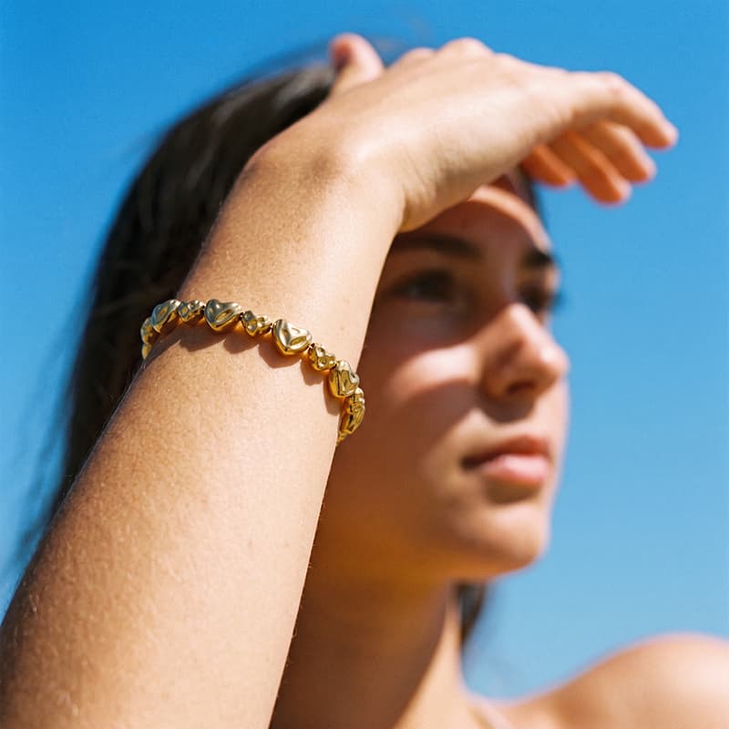 Pulsera vintage de acero inoxidable con corazón