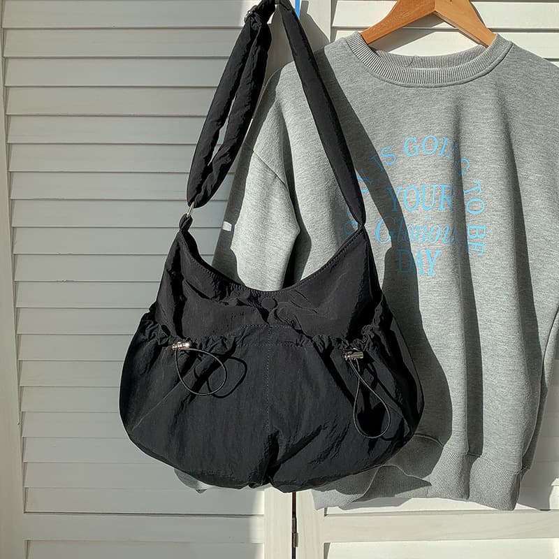 Bolsa bandolera de nylon plisada, estilo coreano casual