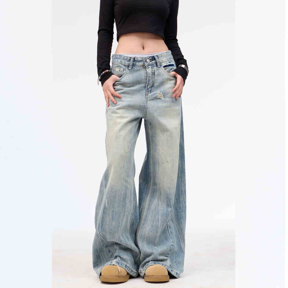 Jeans rectos desgastados con rotos estilo retro
