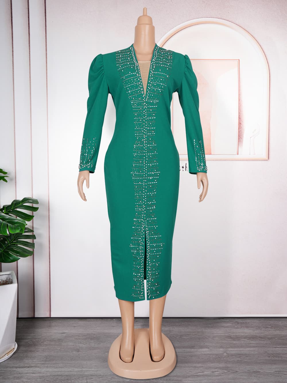 Vestido de trabajo con perlas de cristal talla grande