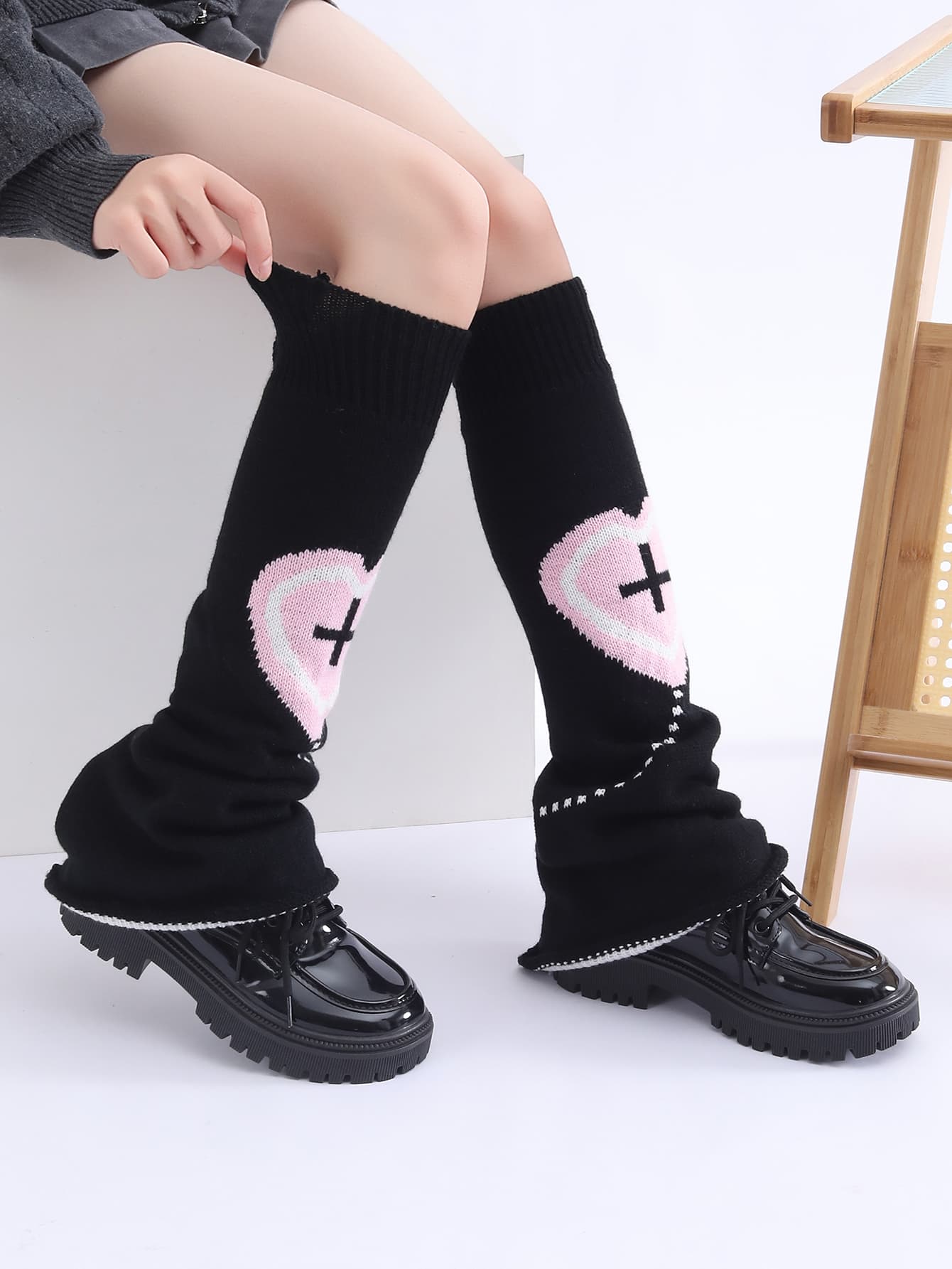 Calcetines slouch Y2K gótico con patrón jacquard