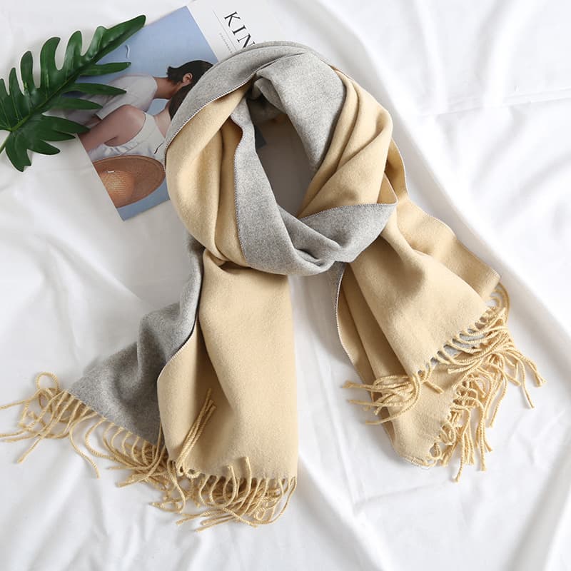 Bufanda reversible de cachemira con colores bitonales