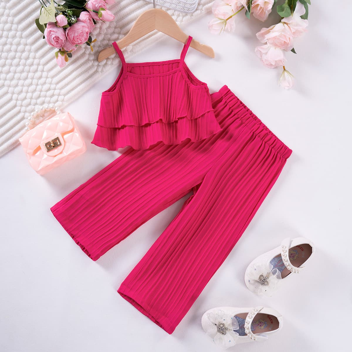 Conjunto de camisa y pantalón para niña