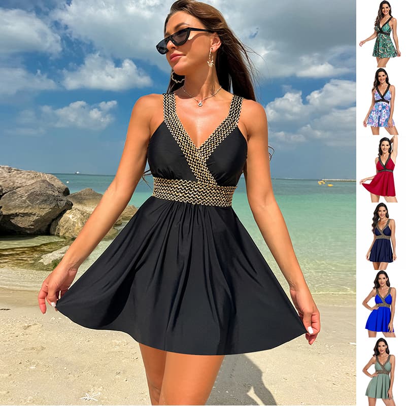 Vestido bikini escotado con estampado
