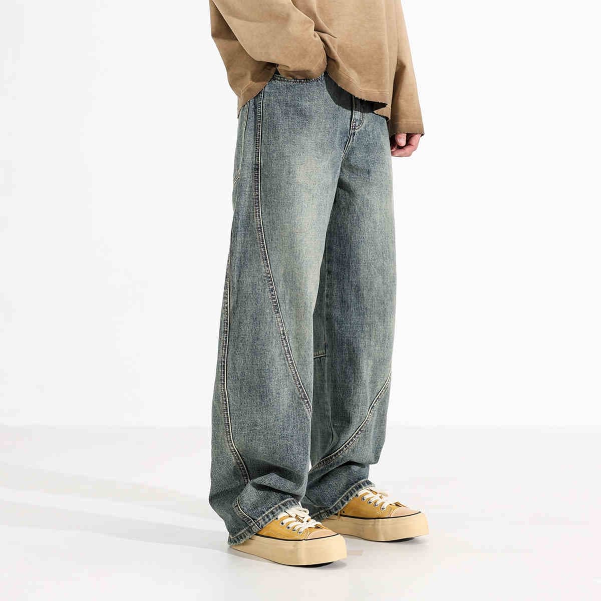 Jeans holgados retro de pierna ancha con diseño deslavado