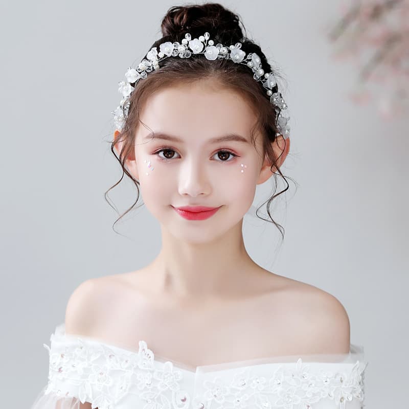 Diadema para niñas versátil para cumpleaños y presentaciones