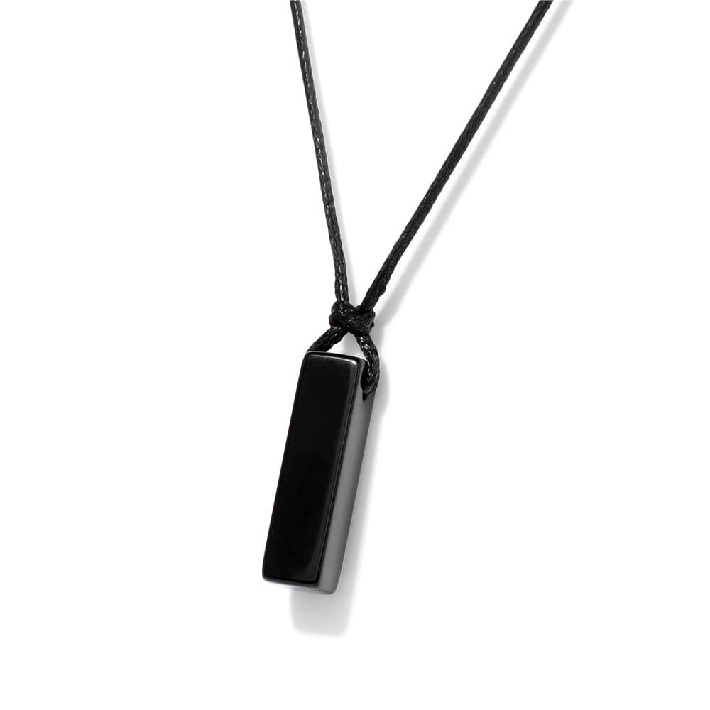 Collar con colgante de piedra rectangular irregular