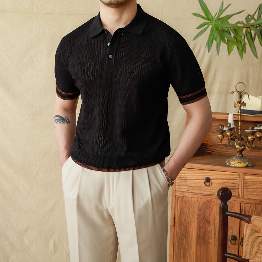 Top con diseño calado y bajo acanalado