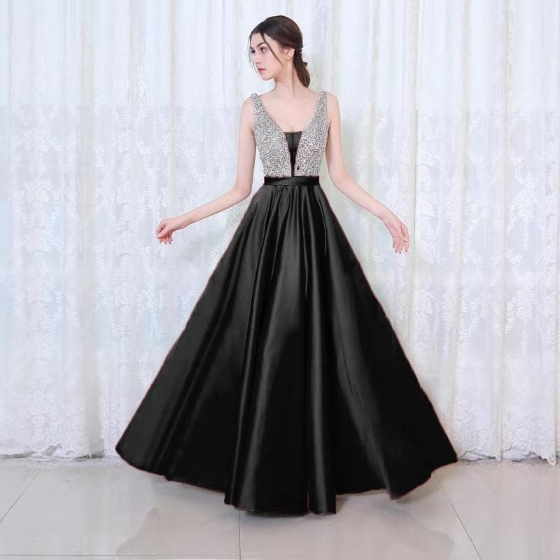 Vestido de noche off-shoulder con escote en V