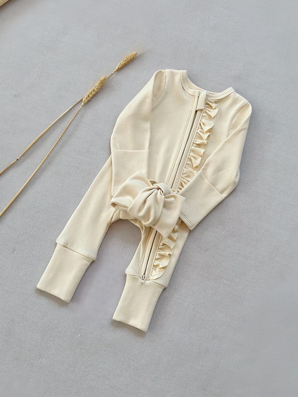 Mono pijama para niñas con diseño tipo escalador
