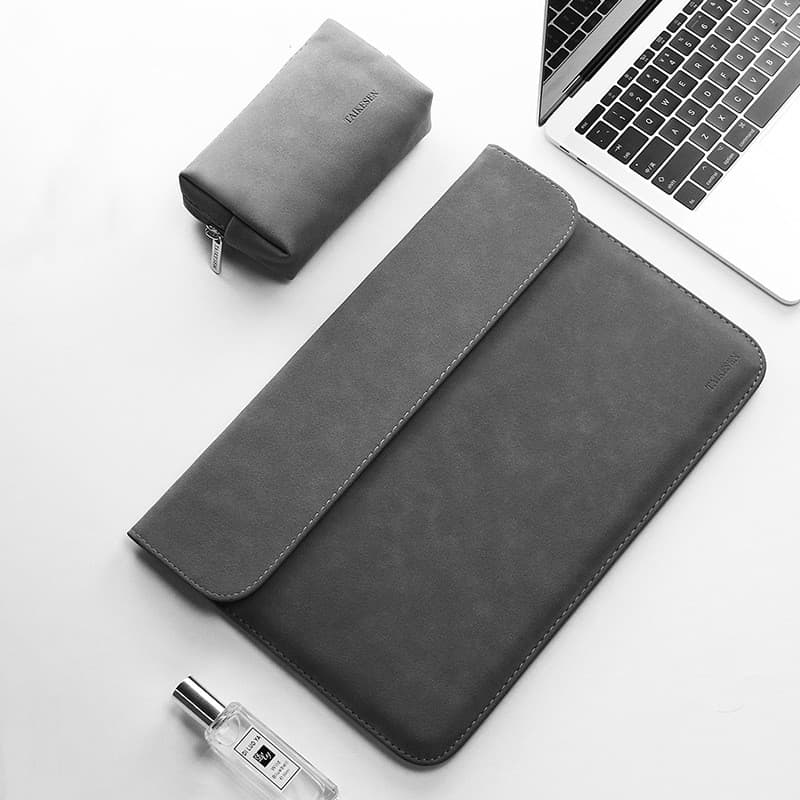 Funda protectora para laptop de cuero