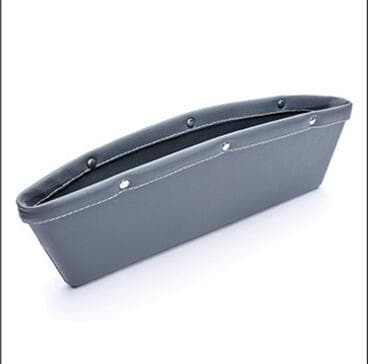 Caja organizadora para auto en plástico y cuero