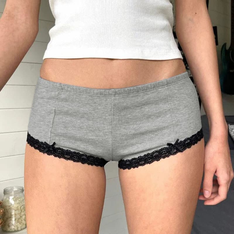 Shorts casuales con lazo de encaje y cintura baja