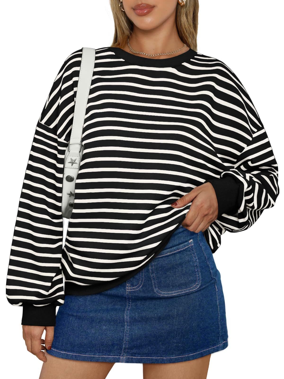 Sudadera suelta de cuello redondo con rayas coloridas