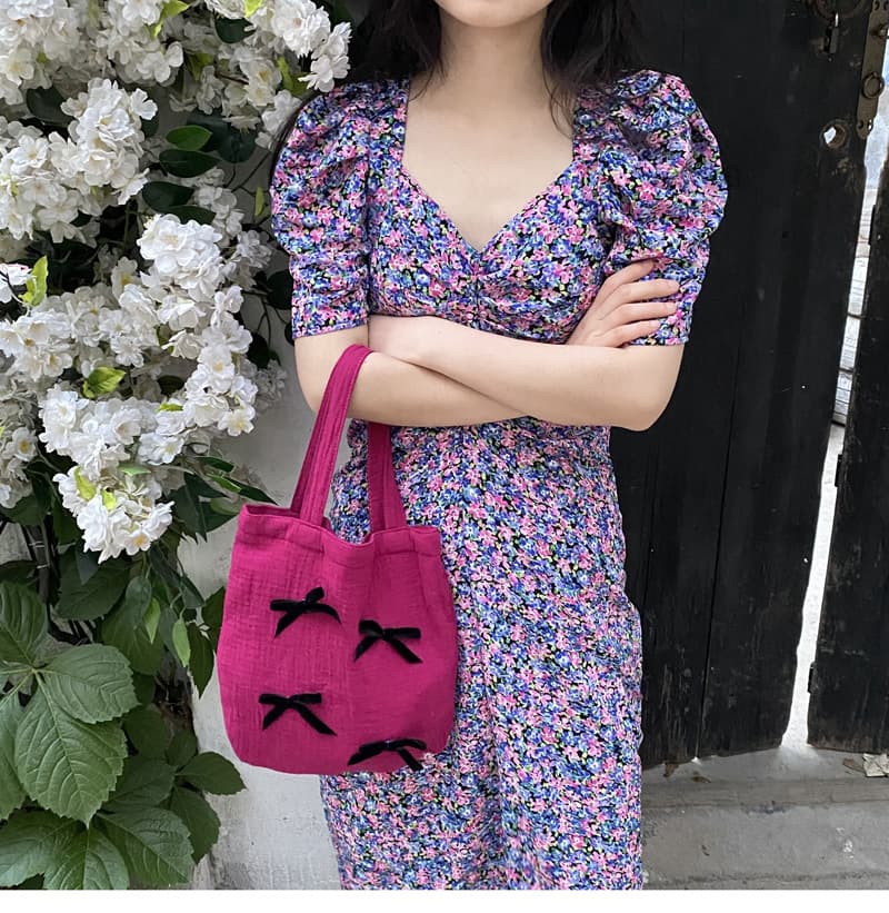 Bolso retro francés con detalle de moño