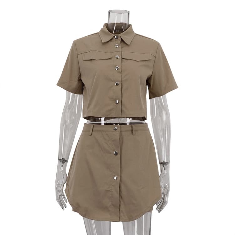 Conjunto retro de top corto y falda alta de dos piezas